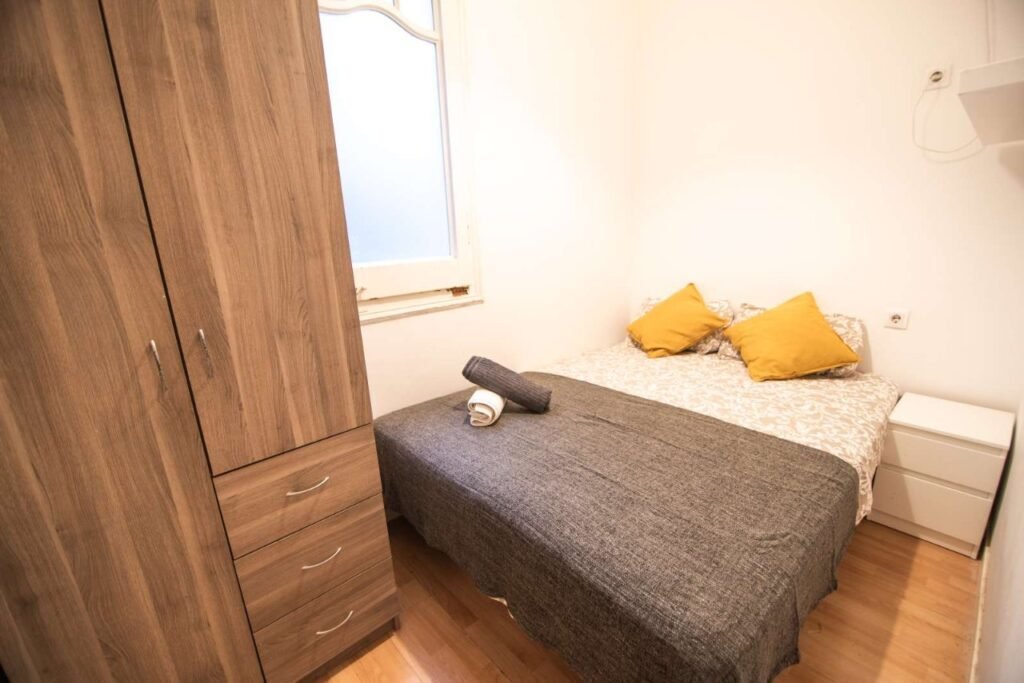 Carrer Balmes, Barcelona, B4H13 – room photo 1