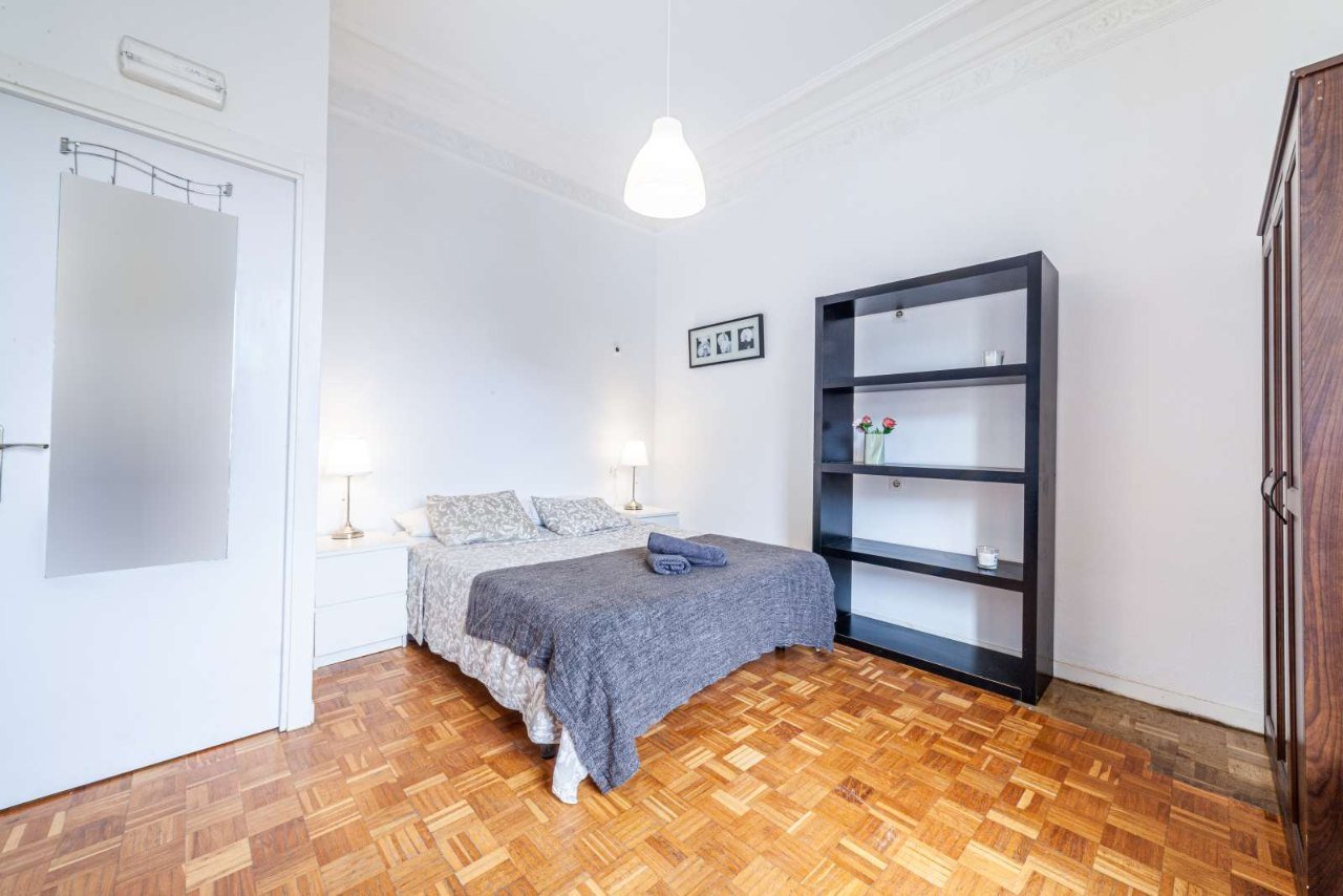 Carrer Balmes, Barcelona, B4H19 – room photo 1