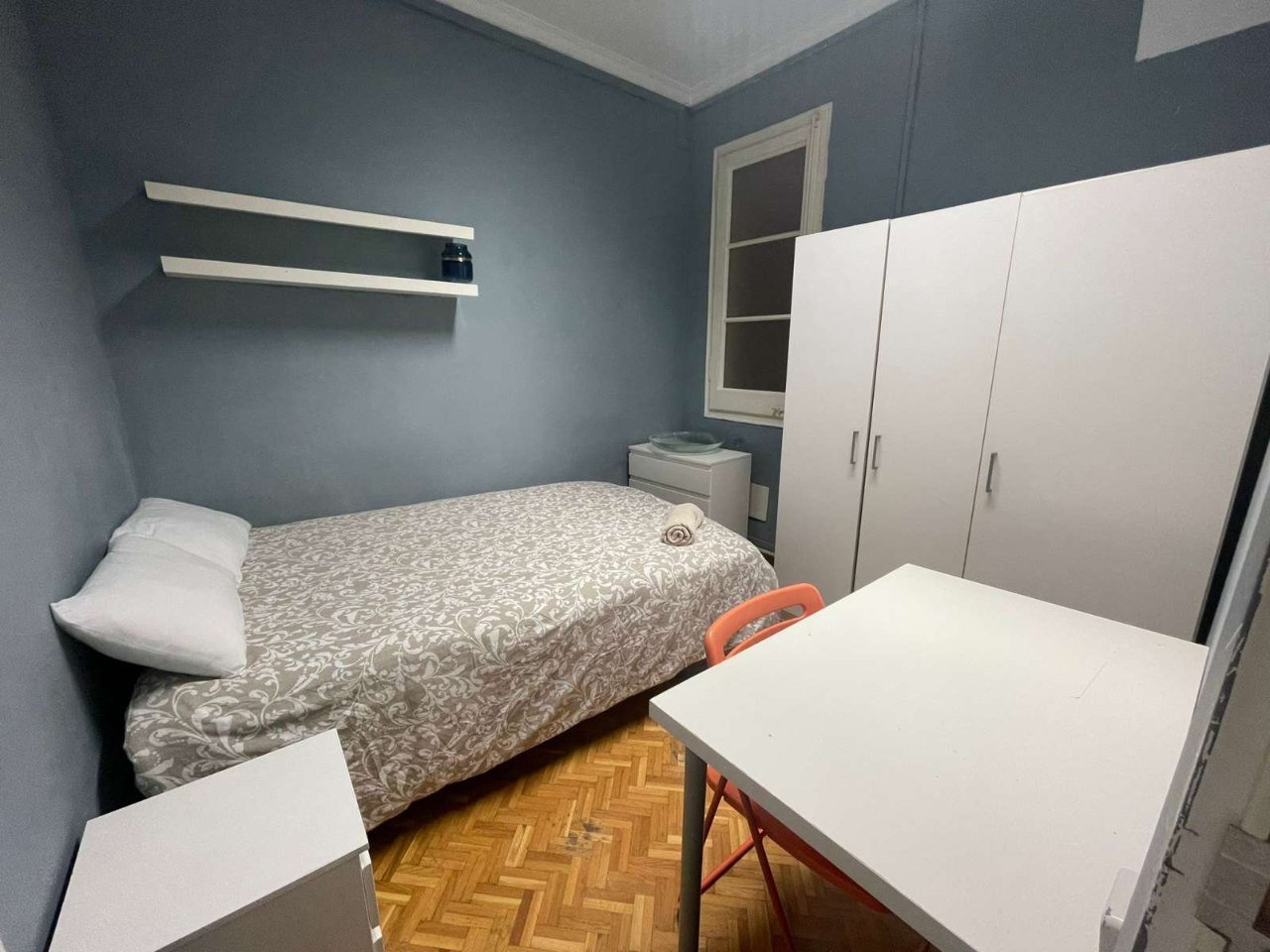 Carrer de Balmes, Barcelona, BEH03 – room photo 2