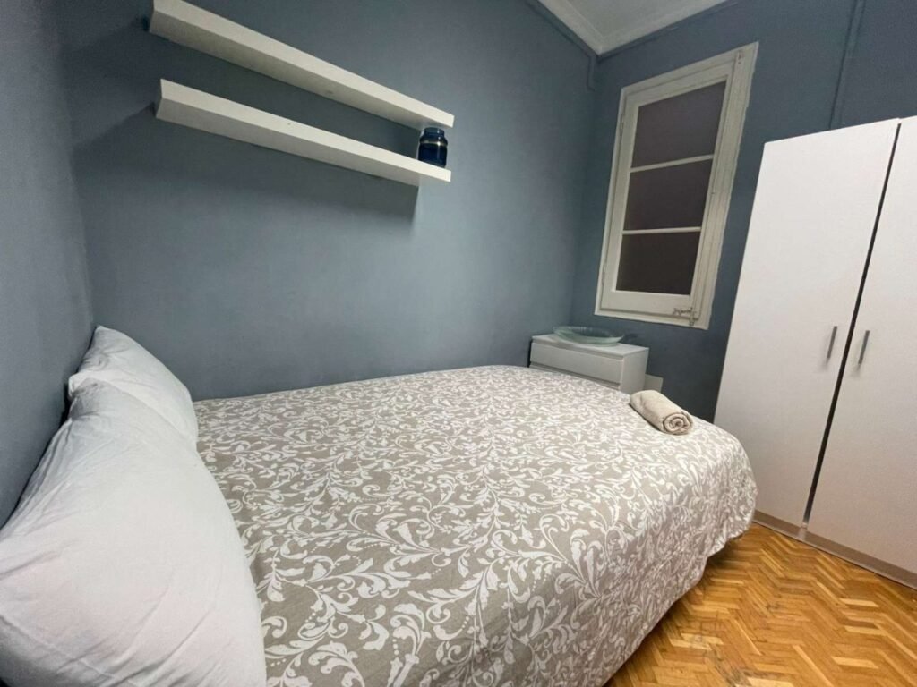 Carrer de Balmes, Barcelona, BEH03 – room photo 3