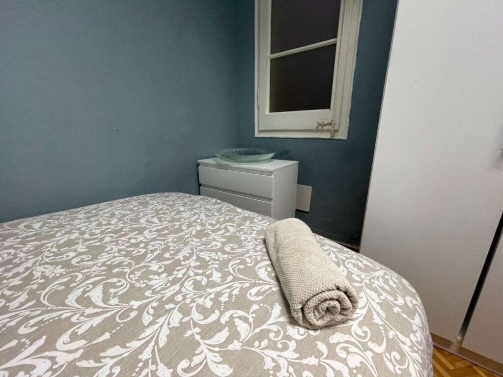 Carrer de Balmes, Barcelona, BEH03 – room photo 4