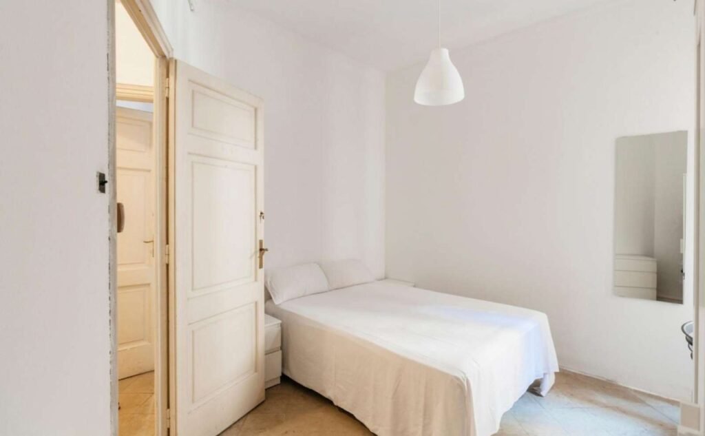 Carrer de Balmes, Barcelona, BEH08 – room photo 1