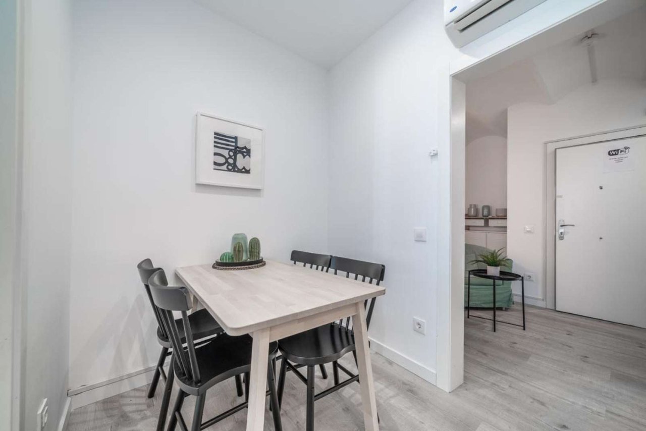 Carrer de la Boqueria, Barcelona, BO – 2-bedroom apartment – photo 6