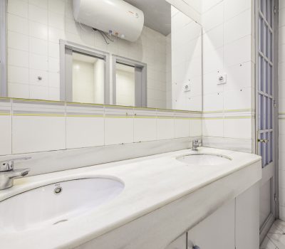 BAÑOS 2