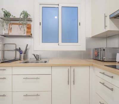 RoomsWeRent_Corcega-11