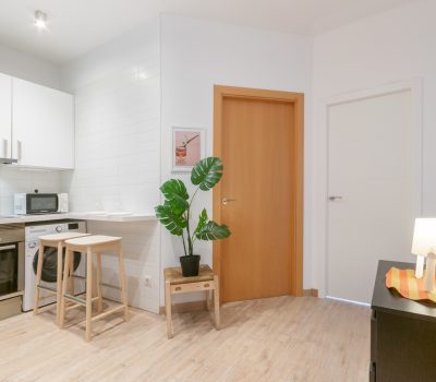 RoomsWeRent_Muntaner ZC-1