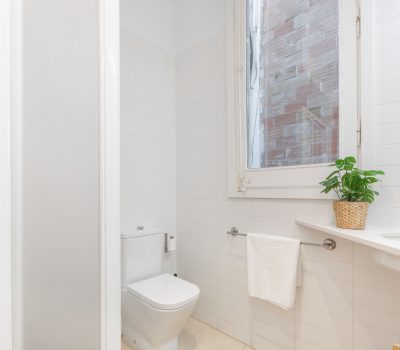 RoomsWeRent_Muntaner ZC-8