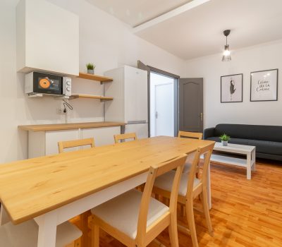 RoomsWeRent_Ronda Universitat 20-45