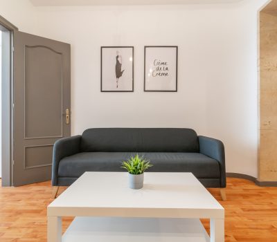 RoomsWeRent_Ronda Universitat 20-46