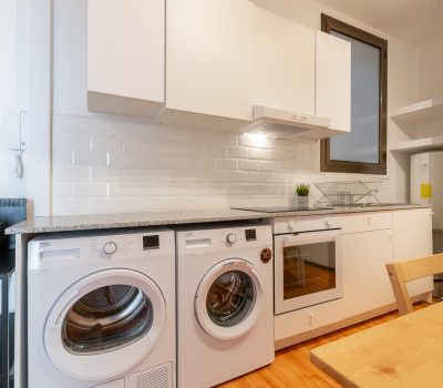 RoomsWeRent_Ronda Universitat 20-47
