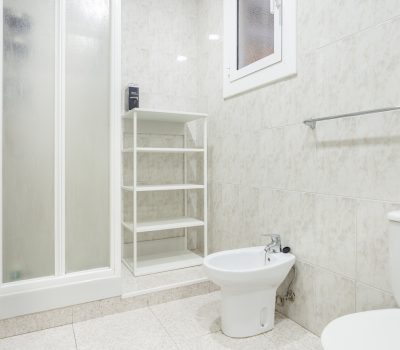 RoomsWeRent_Rosello ZC-3