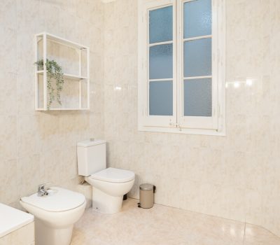 RoomsWeRent_Rosello ZC-7