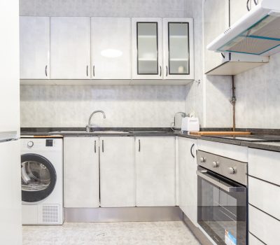 RoomsWeRent_Rosello ZC-9